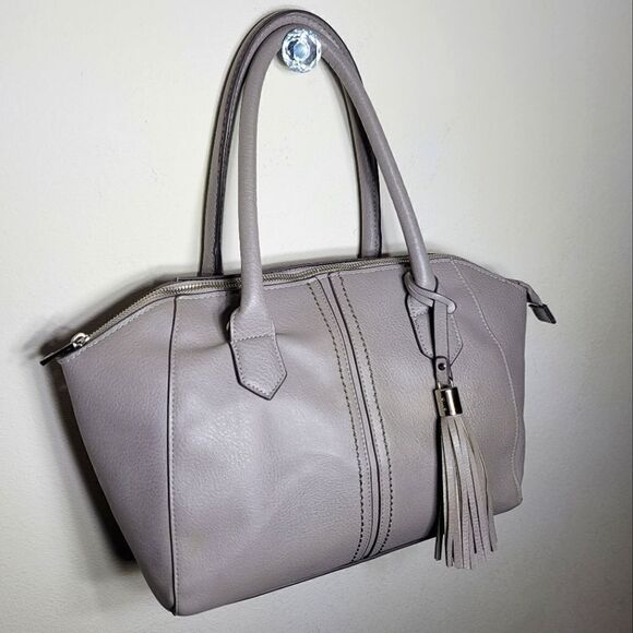 Maurices Grey Fringe Tassle Keychain Faux Leather Shoulder Bag Satchel - Picture 2 of 10